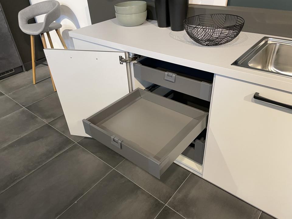 NEUE Einbauküche L-Form Küche in modern weiß ( individuell ) - Bild 11