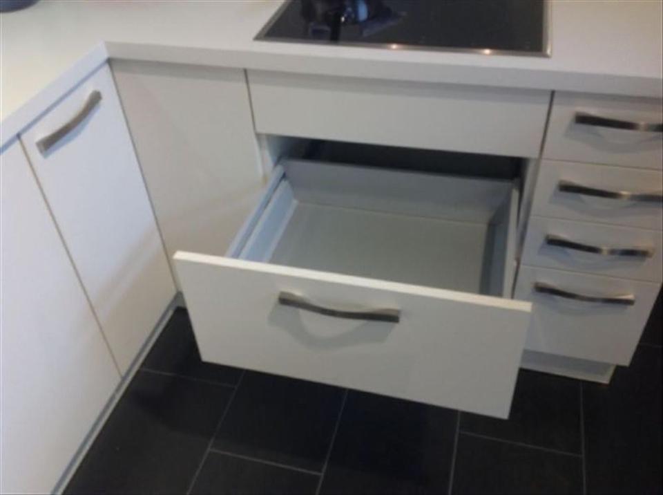 L-Form Küche Komplettküche - individuell Einbauküche NEU 16 - Bild 12