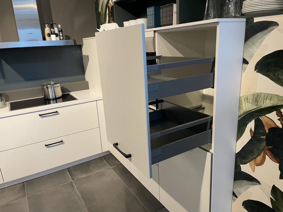 NEUE Einbauküche L-Form Küche in modern weiß ( individuell ) - Bild 4