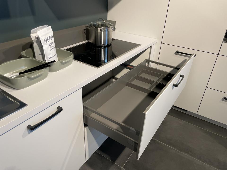 NEUE Einbauküche L-Form Küche in modern weiß ( individuell ) - Bild 8