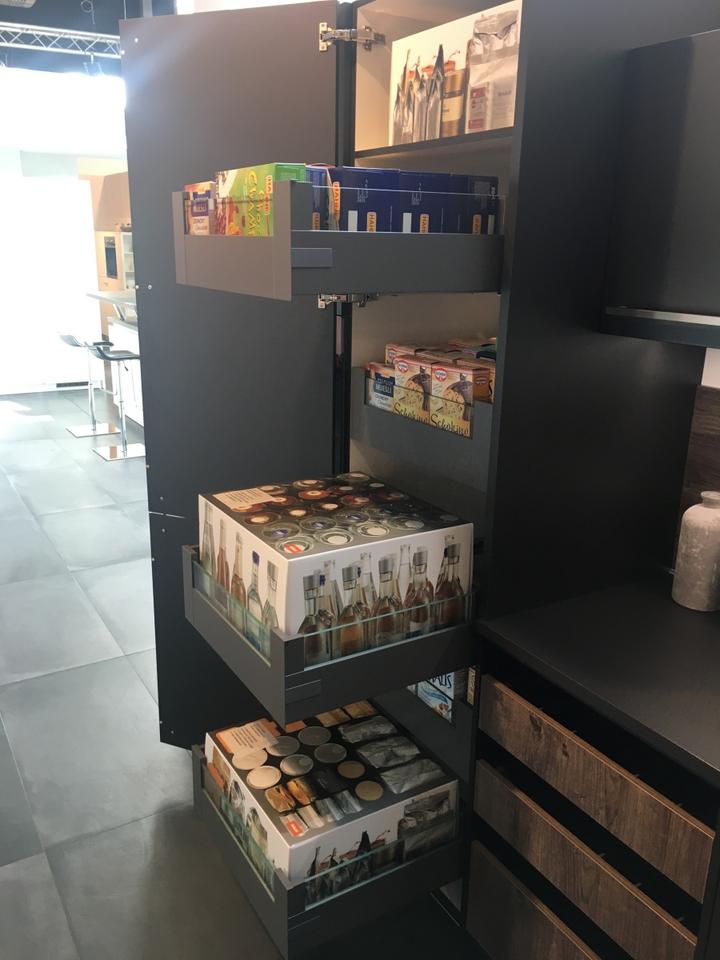 Inselküche 240x90 plus 3x Hochschrank Einbauküche freie Planung - Bild 11
