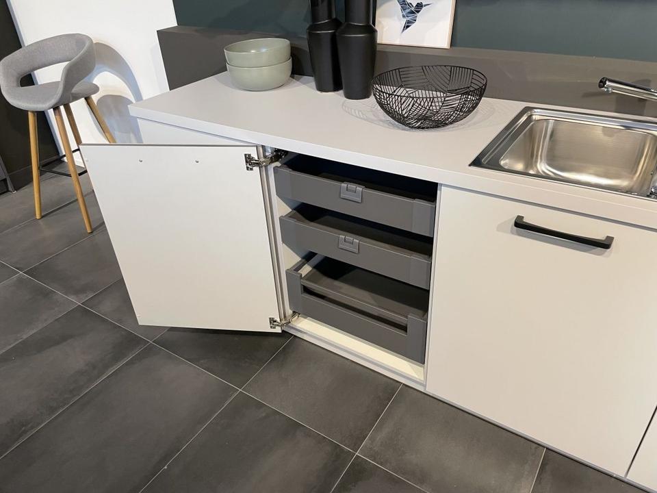 NEUE Einbauküche L-Form Küche in modern weiß ( individuell ) - Bild 10