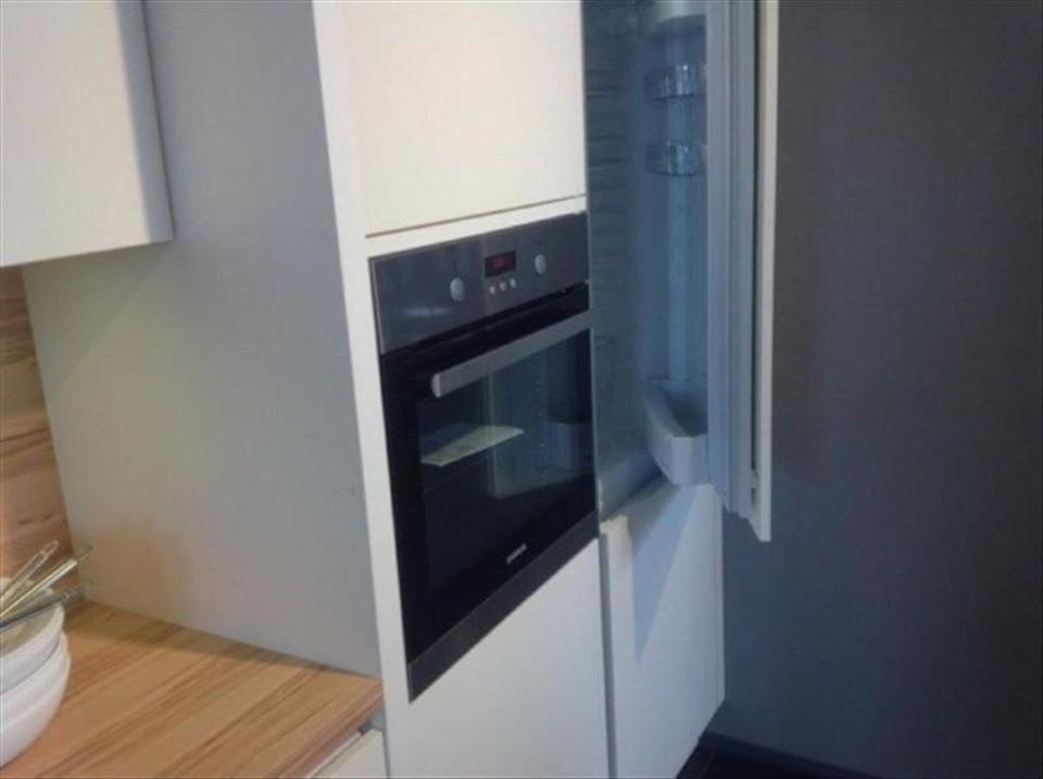 Küchenzeile 300cm grifflos Einbauküche Küchenblock Küche - Bild 6