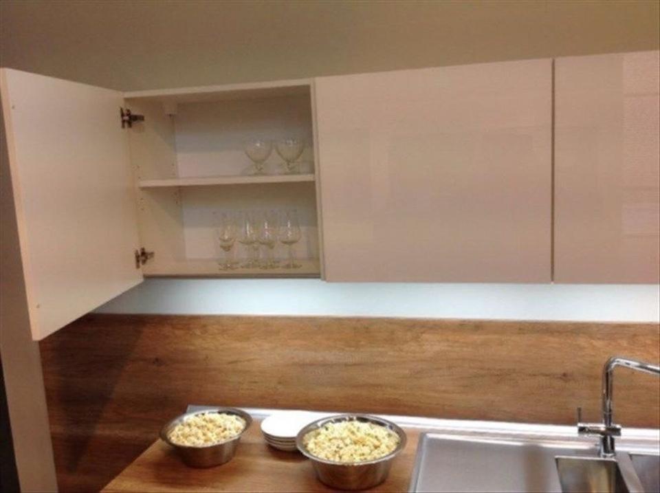 Neue L-Form Küche 305x245 Einbauküche Freie Planung - Bild 9