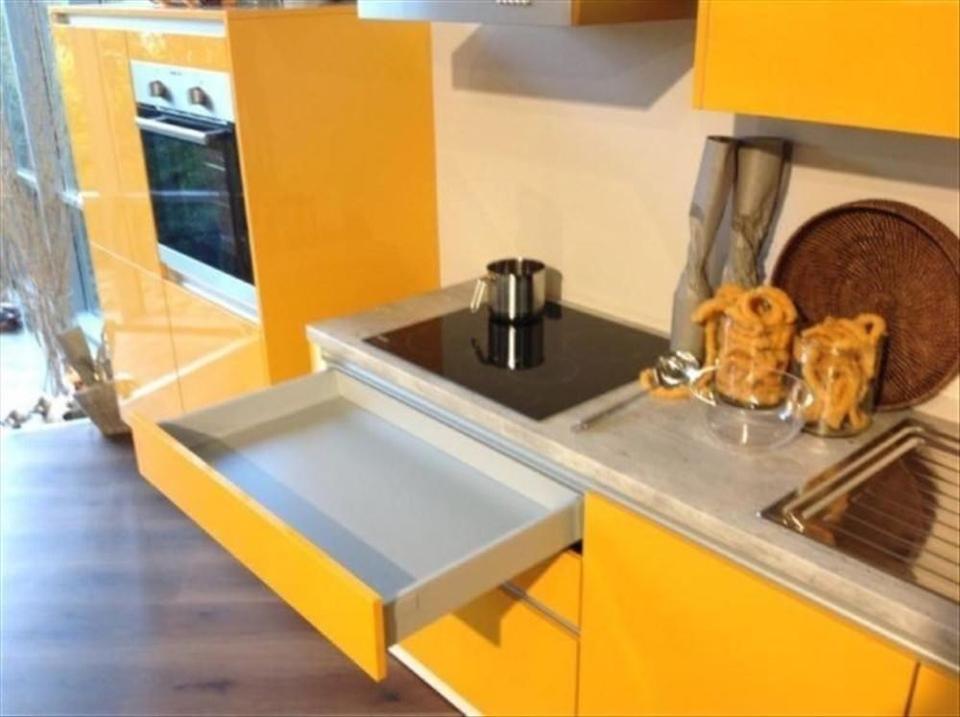 Grifflos Küche Echtlack in vielen Farbem 320 cm Küchenzeile NEU - Bild 4