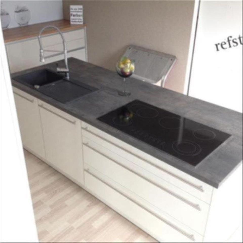 Einbauküche große Inselküche Kücheninsel mit Bora Kochfeld - Bild 12