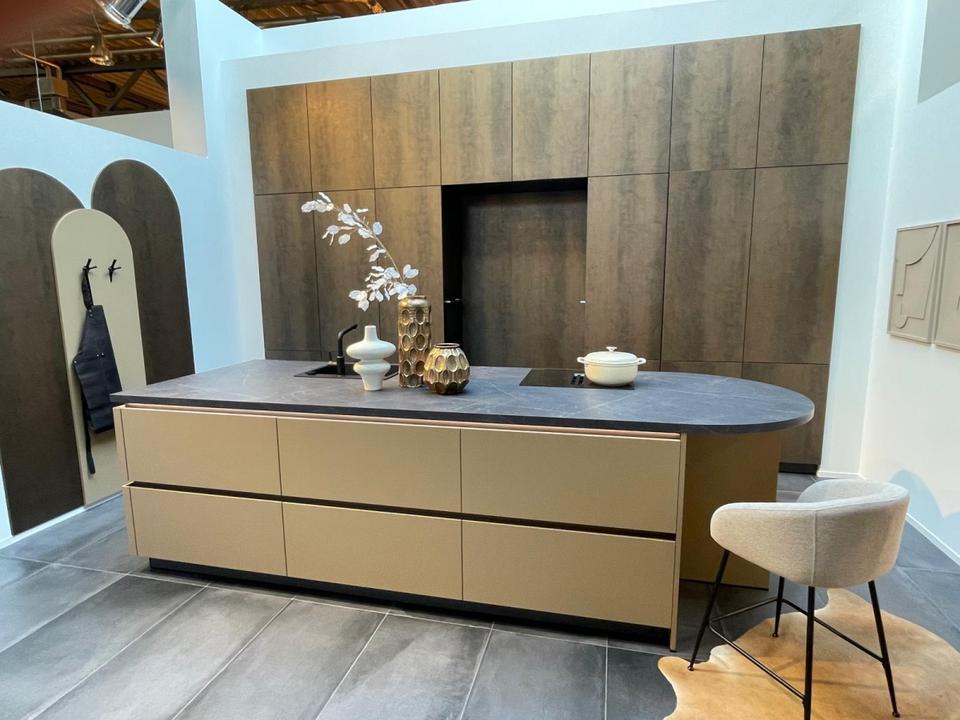 Grifflose Einbauküche Inselküche – Kücheninsel individuell NEU - Bild 3