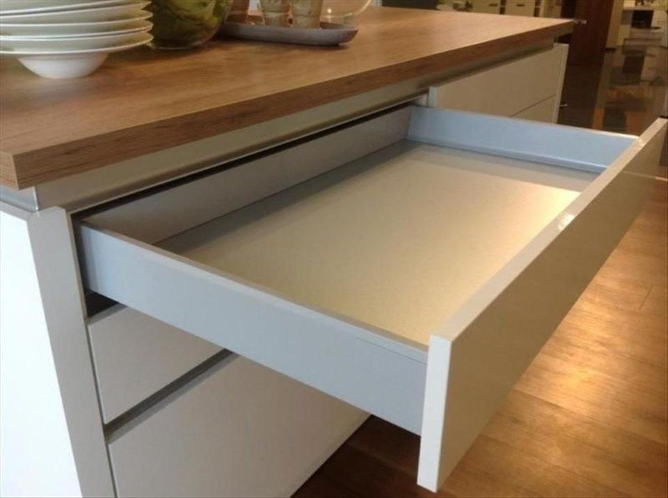 Grifflos Küche Hochglanz Echt Lack Wunsch Einbauküche NEU OK - Bild 4