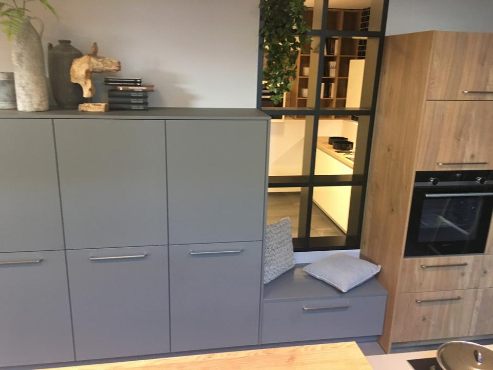 Insel Küche NEUE Einbauküche individuell geplant Kücheninsel - Bild 16