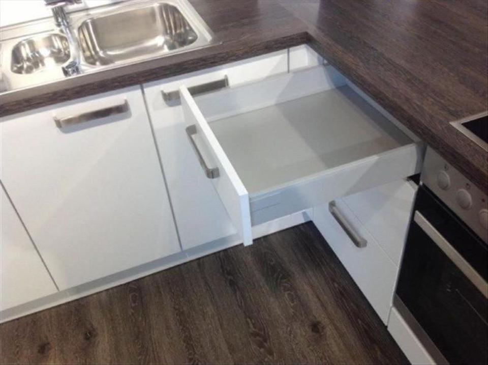 Neue Einbauküche U-Form > Individuell und GÜNSTIG 4.995 € Versand möglich Mit mir direkt zum Hersteller - Bild 3