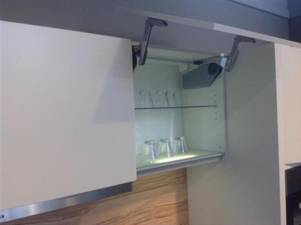 Küchenzeile 300cm grifflos Einbauküche Küchenblock Küche - Bild 4