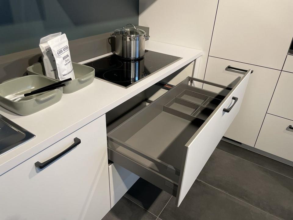 NEUE Einbauküche L-Form Küche in modern weiß ( individuell ) - Bild 8