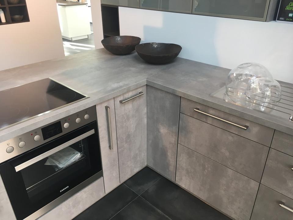 NEUE Einbauküche L-Form Küche Beton grau individuell planbar - Bild 7