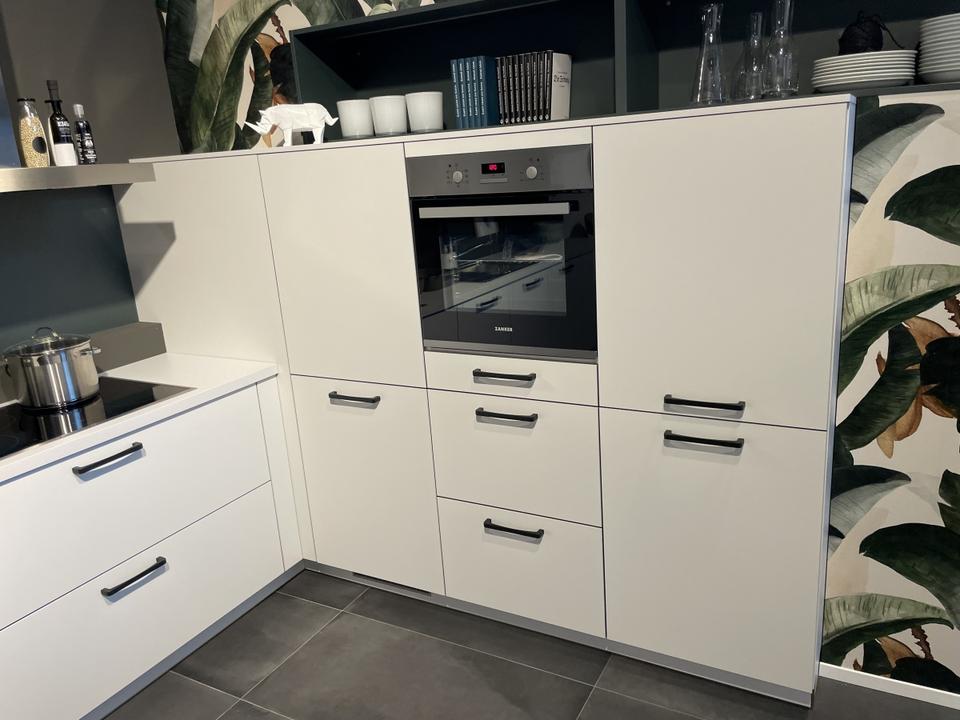 NEUE Einbauküche L-Form Küche in modern weiß ( individuell ) - Bild 3